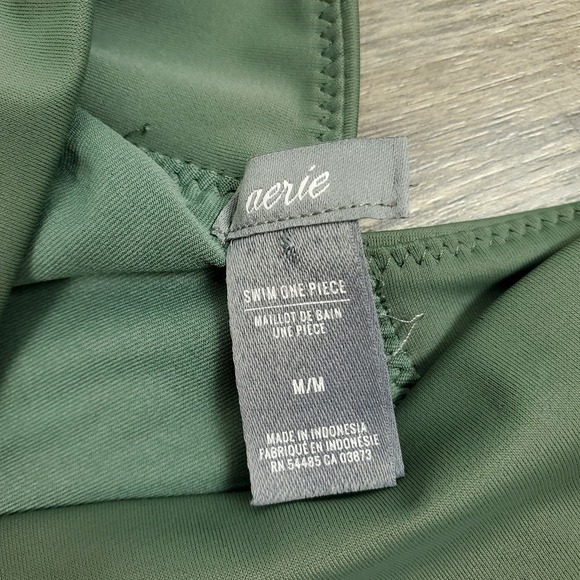 Aerie One Piece Deep V-Neck Plunge Sage Swimsuit Size Medium - Picture 5 of 8